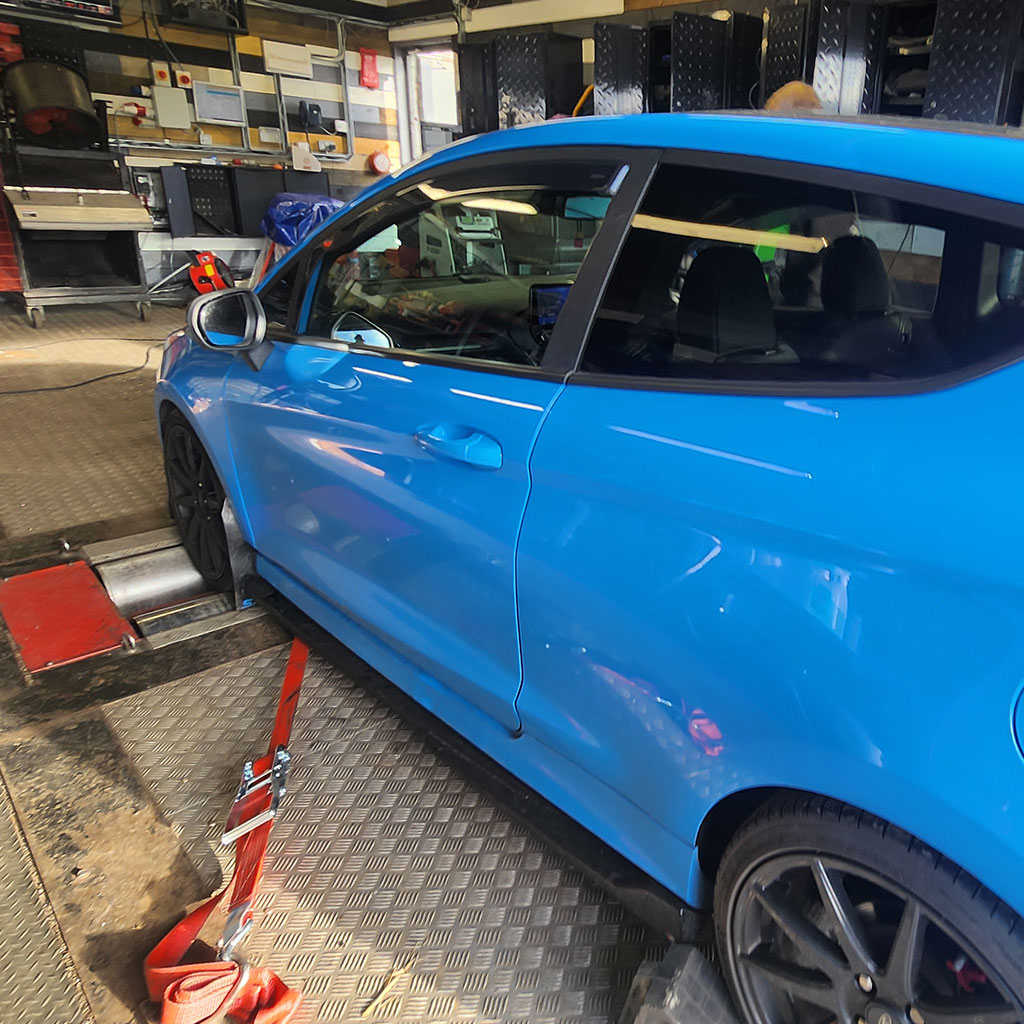 Ford Focus prepared for workshop tuning
